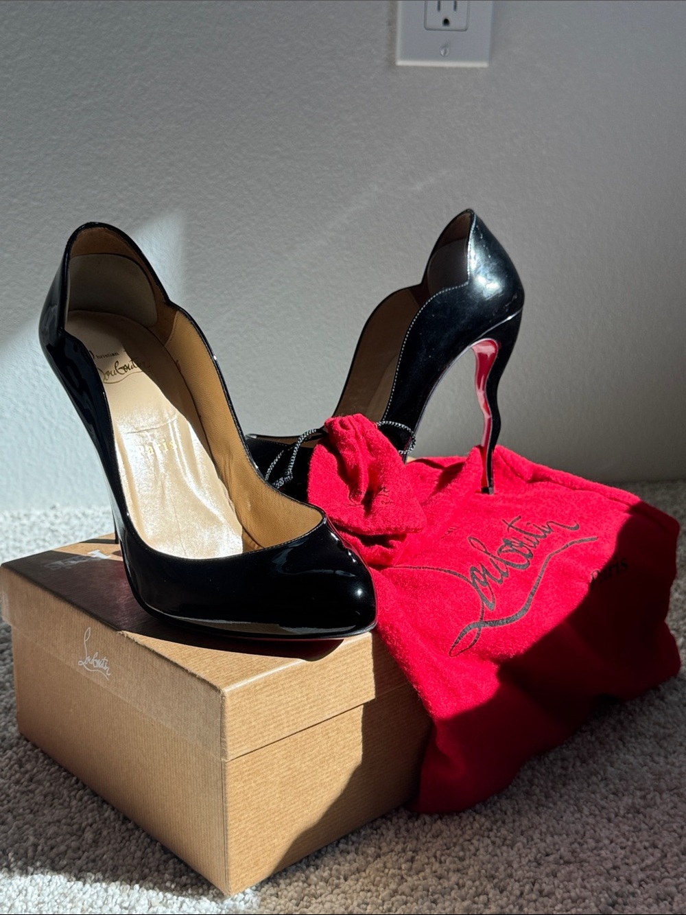 Christian Louboutin Wawy Dolly 100 Patent